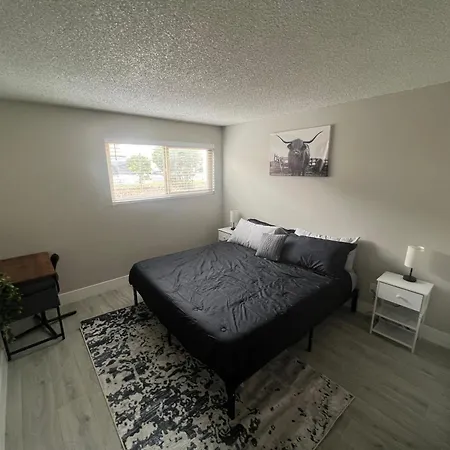 Modern 2Bed Bedcentrallocatio1Bathaptking Bed